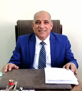 صورة المؤلف عادل عبد الله محمد